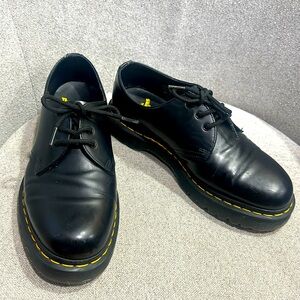 Dr. Martin 1461 Smooth Leather Oxford - US Men 9/Women 10 - worn once